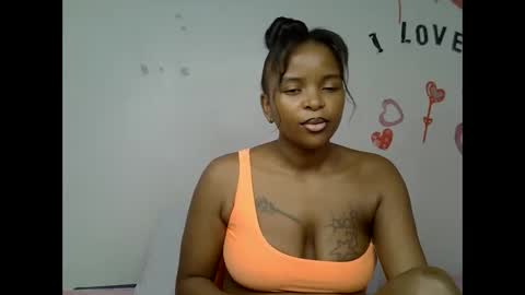 Snapshot of chibobo_ chatting on 8, 12, 2024 chibobo_ online show from 8, 12, 2024