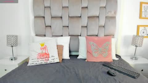 Snapshot of chikibom28 chatting on 23, 10, 2025 Chiki online show from 23, 10, 2025