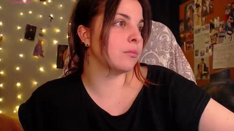 Snapshot of chill_saya chatting on 3, 10, 2025 Saya online show from 3, 10, 2025