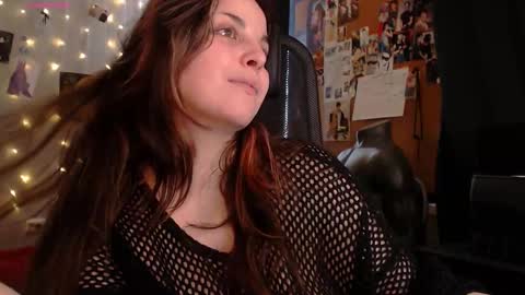 Snapshot of chill_saya chatting on 9, 10, 2025 Saya online show from 9, 10, 2025