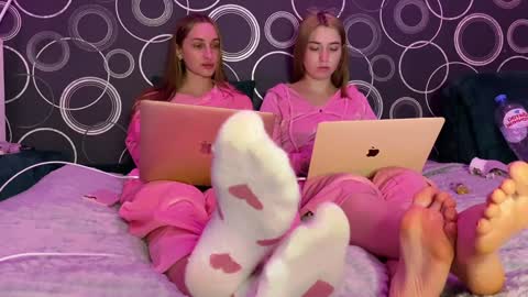 Snapshot of chillgoddess chatting on 6, 12, 2024 Goddess Vika - owner of all ur money online show from 6, 12, 2024