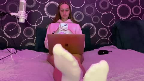 Snapshot of chillgoddess chatting on 8, 12, 2024 Goddess Vika - owner of all ur money online show from 8, 12, 2024