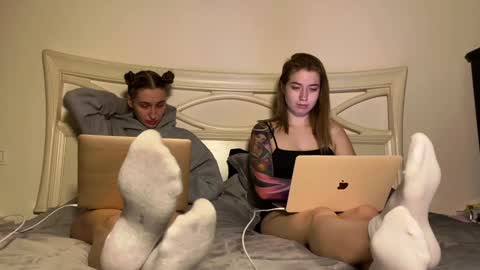 Snapshot of chillgoddess chatting on 29, 12, 2024 Goddess Vika - owner of all ur money online show from 29, 12, 2024