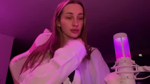 Snapshot of chillgoddess chatting on 26, 1, 2025 Goddess Vika - owner of all ur money online show from 26, 1, 2025