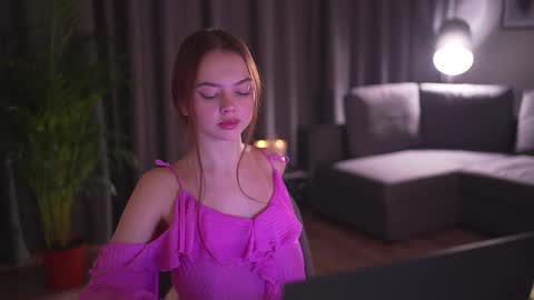 chillwithstacy online show from 28, 1, 2025