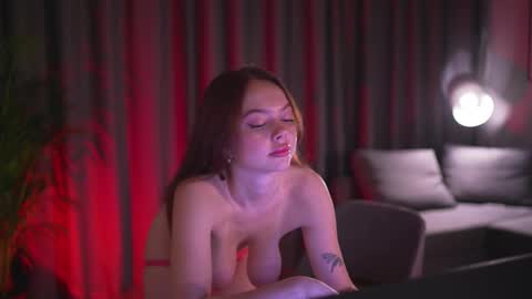 chillwithstacy online show from 5, 3, 2025