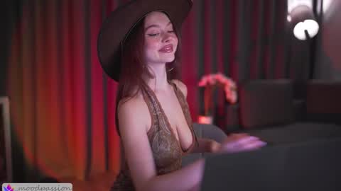 chillwithstacy online show from 28, 9, 2025