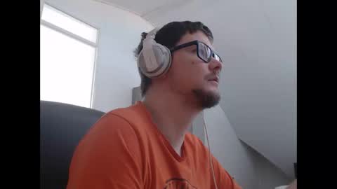 Snapshot of chillzonecam chatting on 22, 9, 2025 chillzonecam online show from 22, 9, 2025