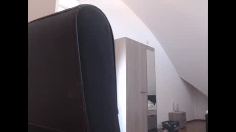 Snapshot of chillzonecam chatting on 28, 9, 2025 chillzonecam online show from 28, 9, 2025