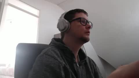 chillzonecam online show from 1, 2, 2026