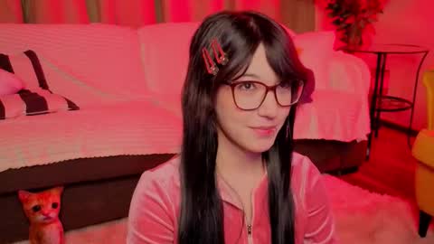 Leyna online show from 2, 2, 2026