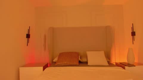 Snapshot of chloe_dee_ chatting on 22, 11, 2025 Chloe online show from 22, 11, 2025