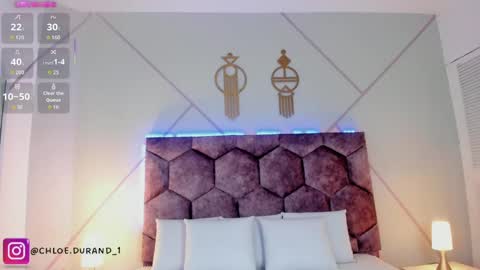 chloe_durand_ online show from 22, 9, 2025