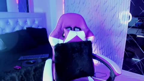 Snapshot of chloe_jacksonn chatting on 4, 10, 2025 chloe_jacksonn online show from 4, 10, 2025