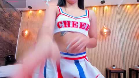 Snapshot of chloe_murray chatting on 10, 10, 2025 CHLOE online show from 10, 10, 2025