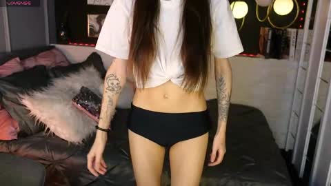 Chloe online show from 8, 4, 2026