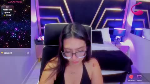 Chloe online show from 22, 2, 2025