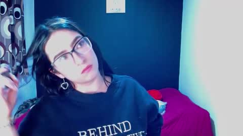 Chloe online show from 13, 9, 2025