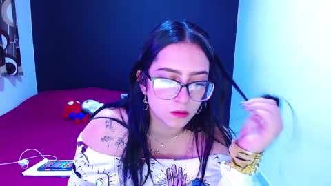 Chloe online show from 20, 9, 2025