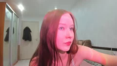 chloe wifey online show from 4, 11, 2025