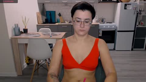 Snapshot of chloe_x_ chatting on 11, 12, 2024 Eva and Sandra online show from 11, 12, 2024