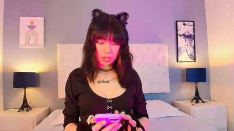 chloeesky online show from 3, 10, 2025