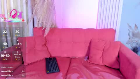 chloegils online show from 13, 12, 2025