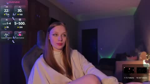 chloegins online show from 20, 12, 2024
