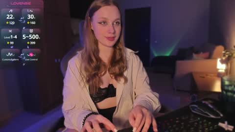 chloegins online show from 20, 12, 2024