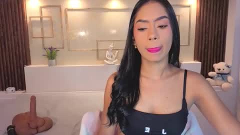 Chloe Moon online show from 26, 10, 2025