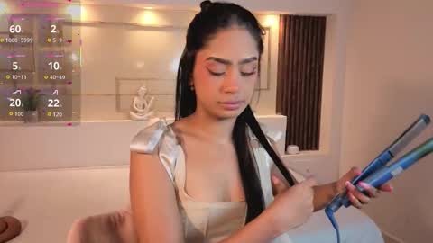 Chloe Moon online show from 20, 11, 2025