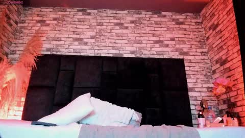 .. Chloe .. online show from 23, 2, 2026