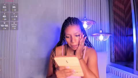 Snapshot of chloetaylorr_ chatting on 23, 12, 2024 CHLOE online show from 23, 12, 2024