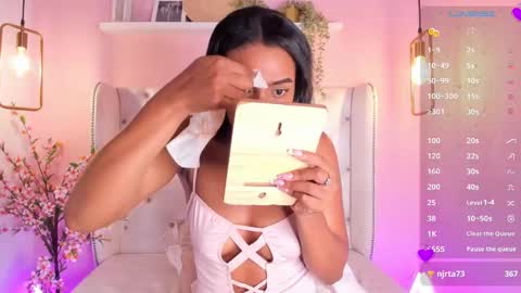 Snapshot of chloetaylorr_ chatting on 28, 2, 2025 CHLOE online show from 28, 2, 2025
