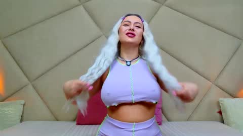 Snapshot of chloevee chatting on 14, 2, 2026 Chloe Vee online show from 14, 2, 2026