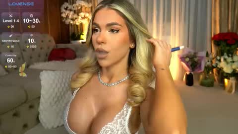 Snapshot of chloevelvetx chatting on 9, 2, 2026 Chloe online show from 9, 2, 2026