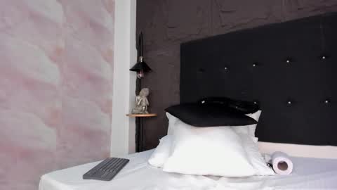 Snapshot of chlooescott chatting on 15, 11, 2025 Chloe Scott online show from 15, 11, 2025