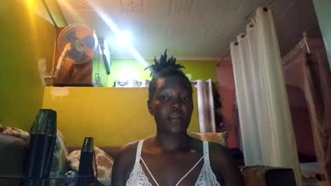 chocobarbie_ online show from 8, 9, 2025