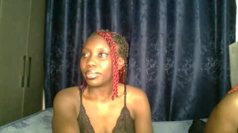 Snapshot of chocobear22 chatting on 8, 11, 2025 chocobear22 online show from 8, 11, 2025