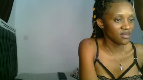 Snapshot of chocobear22 chatting on 16, 11, 2025 chocobear22 online show from 16, 11, 2025