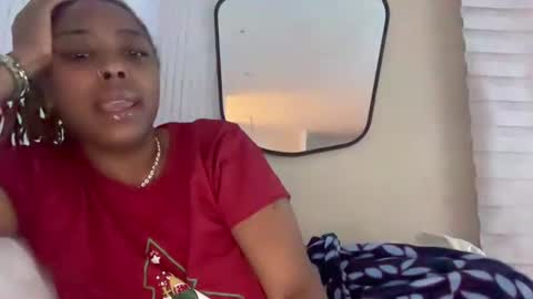 Snapshot of chocolatecakequeen chatting on 22, 12, 2024 ChocolateCakeQueen online show from 22, 12, 2024