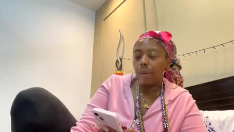 Snapshot of chocolatecakequeen chatting on 3, 3, 2025 ChocolateCakeQueen online show from 3, 3, 2025