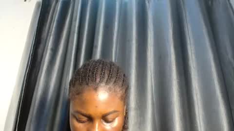 Snapshot of chocoslut22 chatting on 27, 10, 2025 chocoslut22 online show from 27, 10, 2025