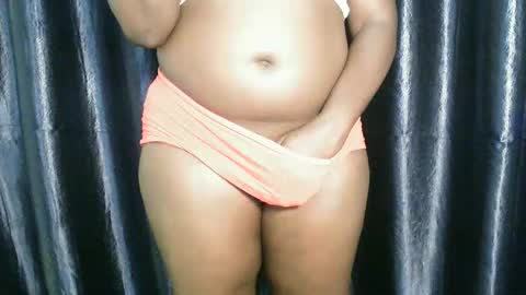 Snapshot of chocoslut22 chatting on 30, 10, 2025 chocoslut22 online show from 30, 10, 2025