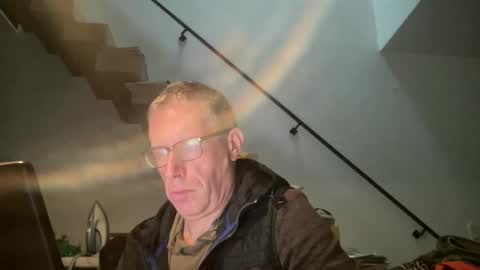 Snapshot of choupipat1 chatting on 14, 10, 2025 choupipat1 online show from 14, 10, 2025