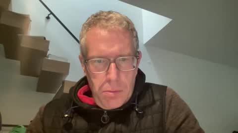 Snapshot of choupipat1 chatting on 2, 11, 2025 choupipat1 online show from 2, 11, 2025