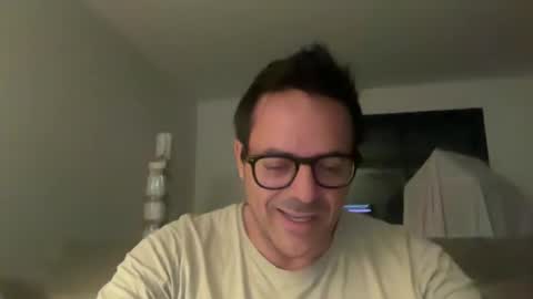 Snapshot of chris3889 chatting on 19, 2, 2025 chris3889 online show from 19, 2, 2025