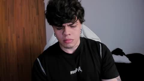 Chris Cooper Independent model online show from 21, 2, 2025