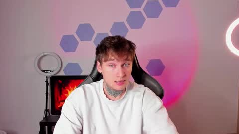 Chris Tyson online show from 18, 10, 2025