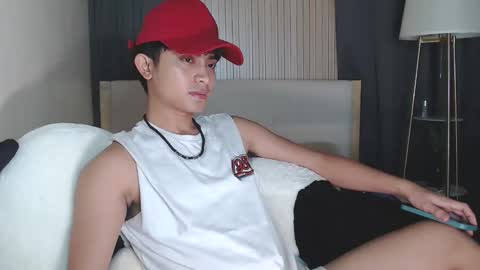 Snapshot of chris_walker22 chatting on 17, 12, 2025 Shawty Chris online show from 17, 12, 2025